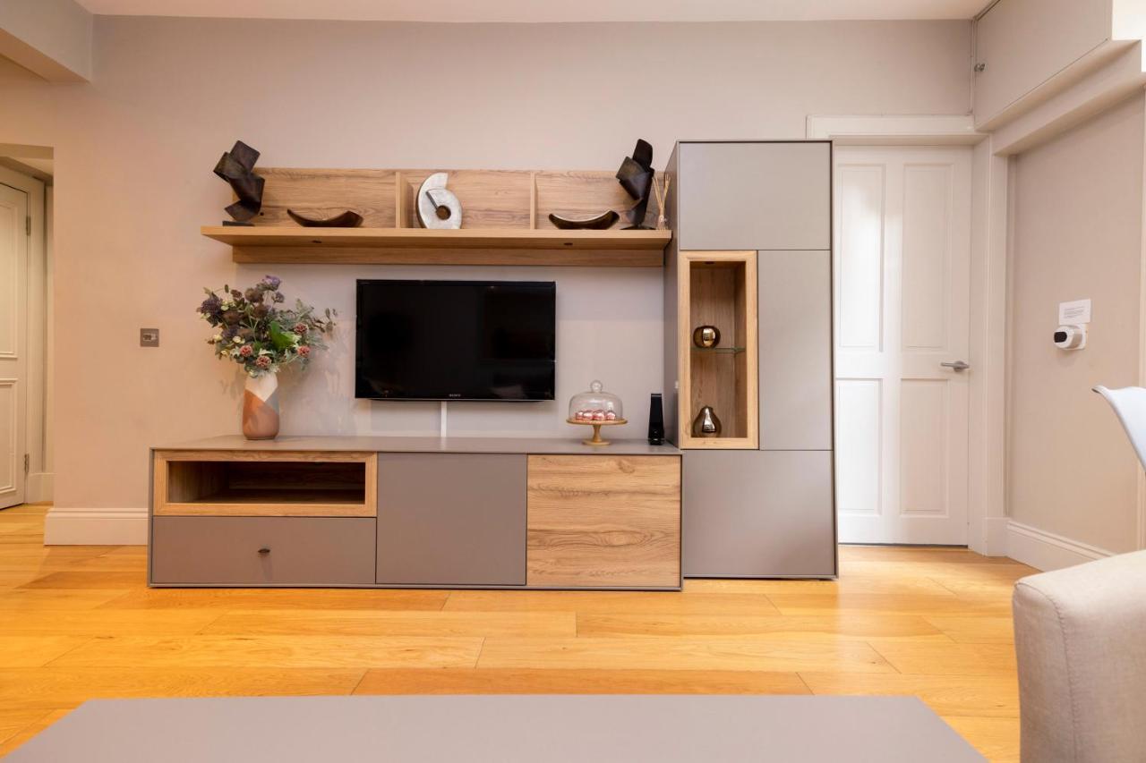 דירות Joivy Splendid Flat Near Edinburgh Castle מראה חיצוני תמונה