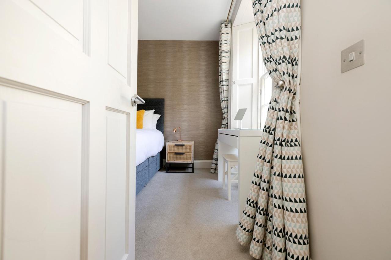 דירות Joivy Splendid Flat Near Edinburgh Castle מראה חיצוני תמונה